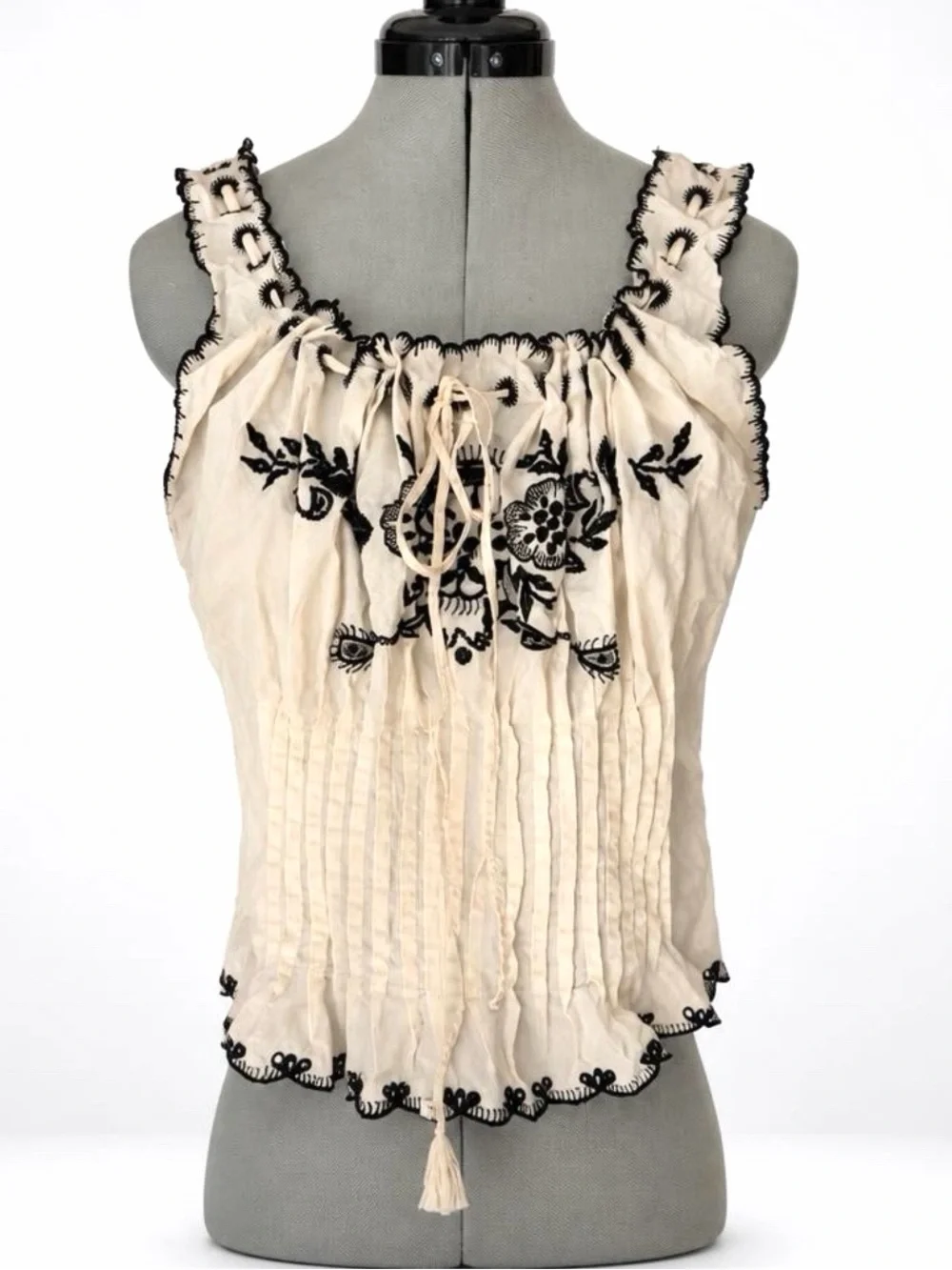 Free People Cotton Embroidered Camisole, lacing and pleat detail, smocked, S,EUC
